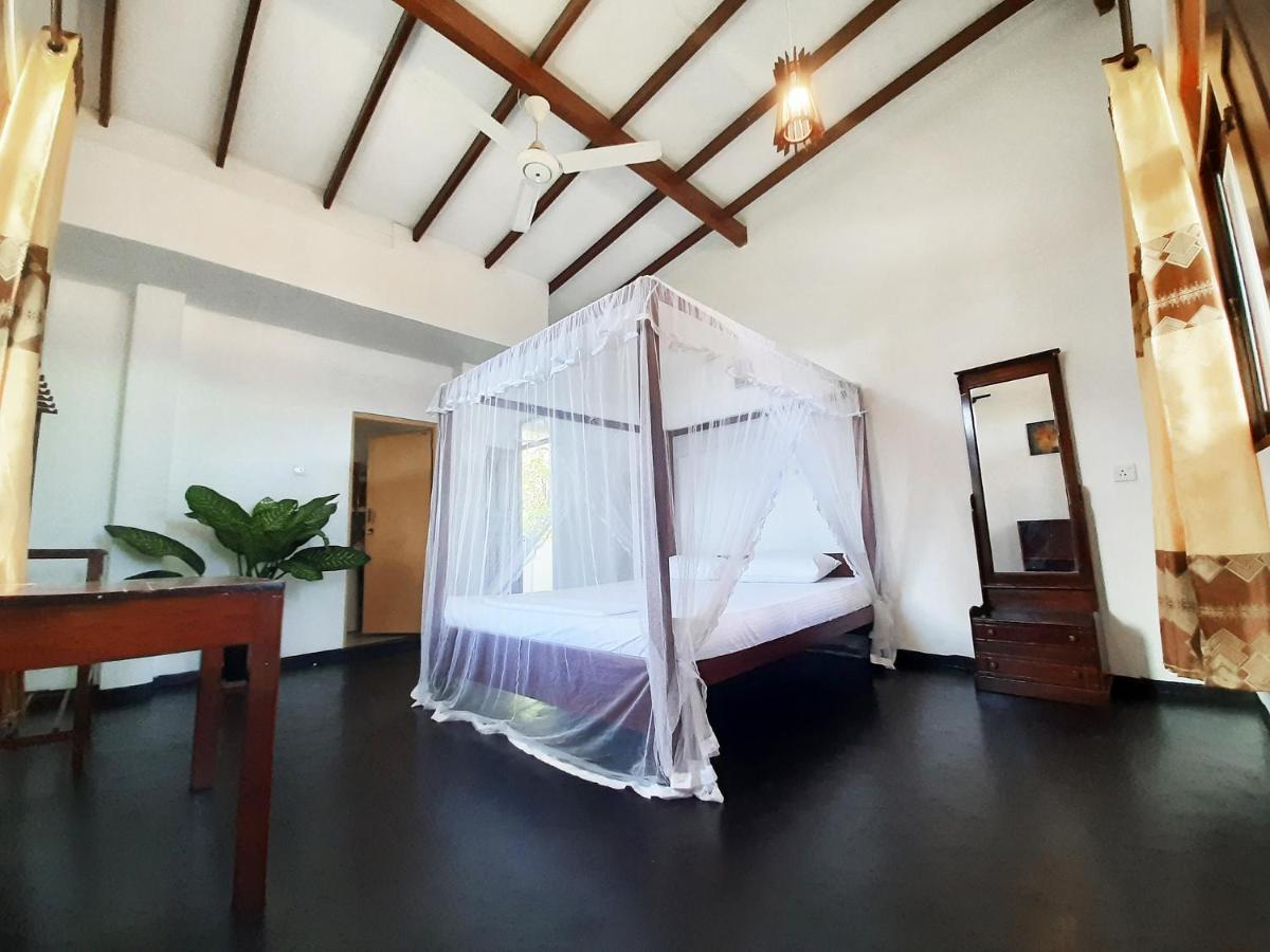 Sunstyle Mirissa Guest House Esterno foto