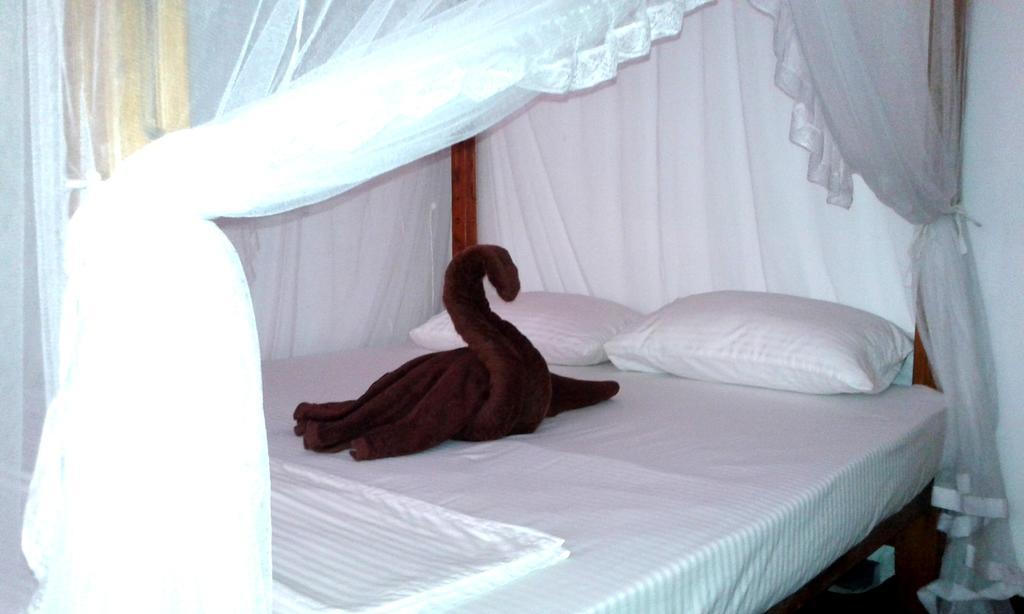 Sunstyle Mirissa Guest House Esterno foto