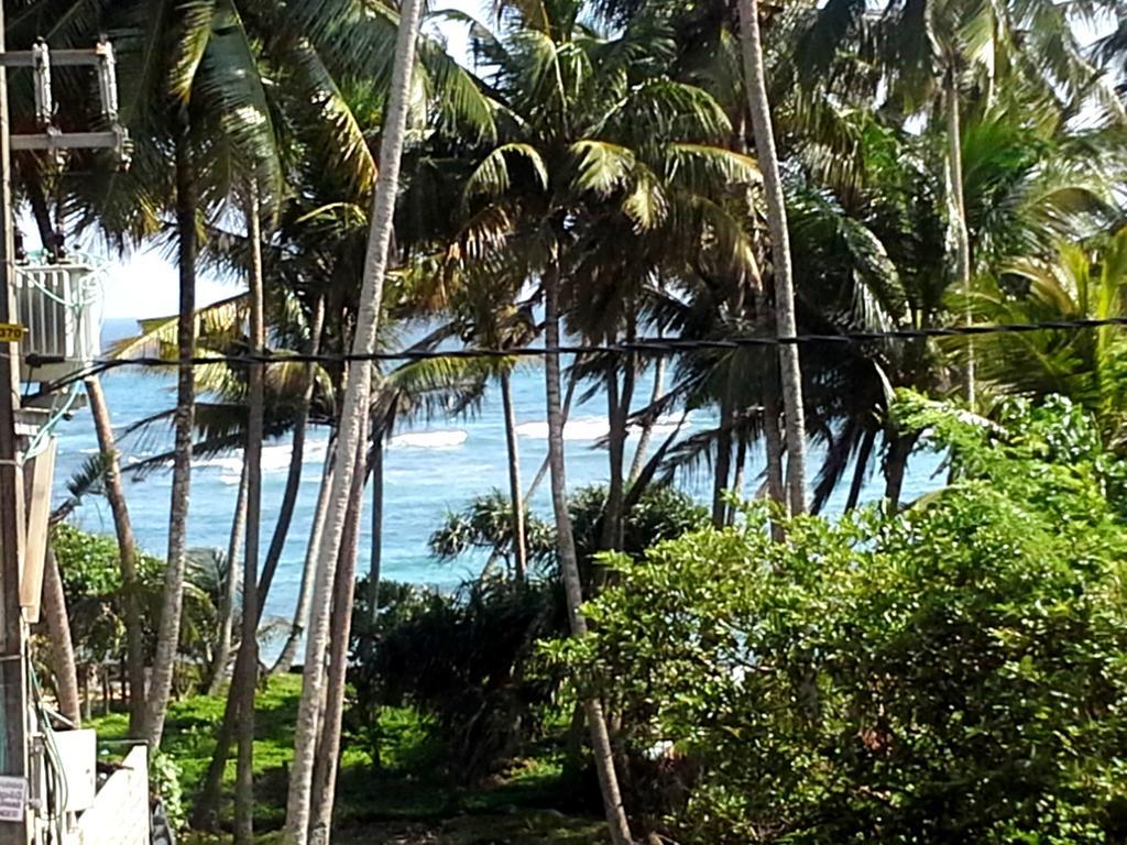 Sunstyle Mirissa Guest House Esterno foto