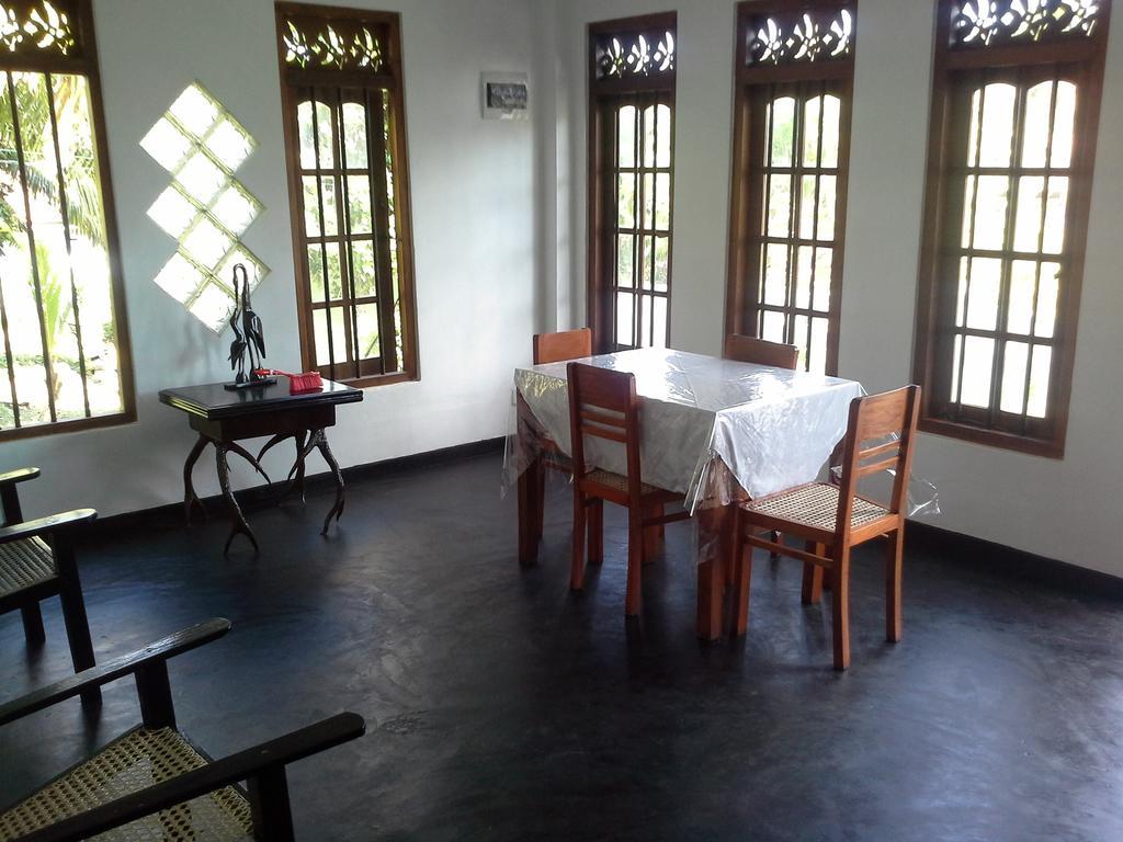 Sunstyle Mirissa Guest House Esterno foto