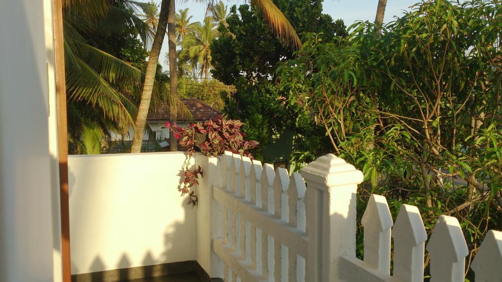 Sunstyle Mirissa Guest House Esterno foto