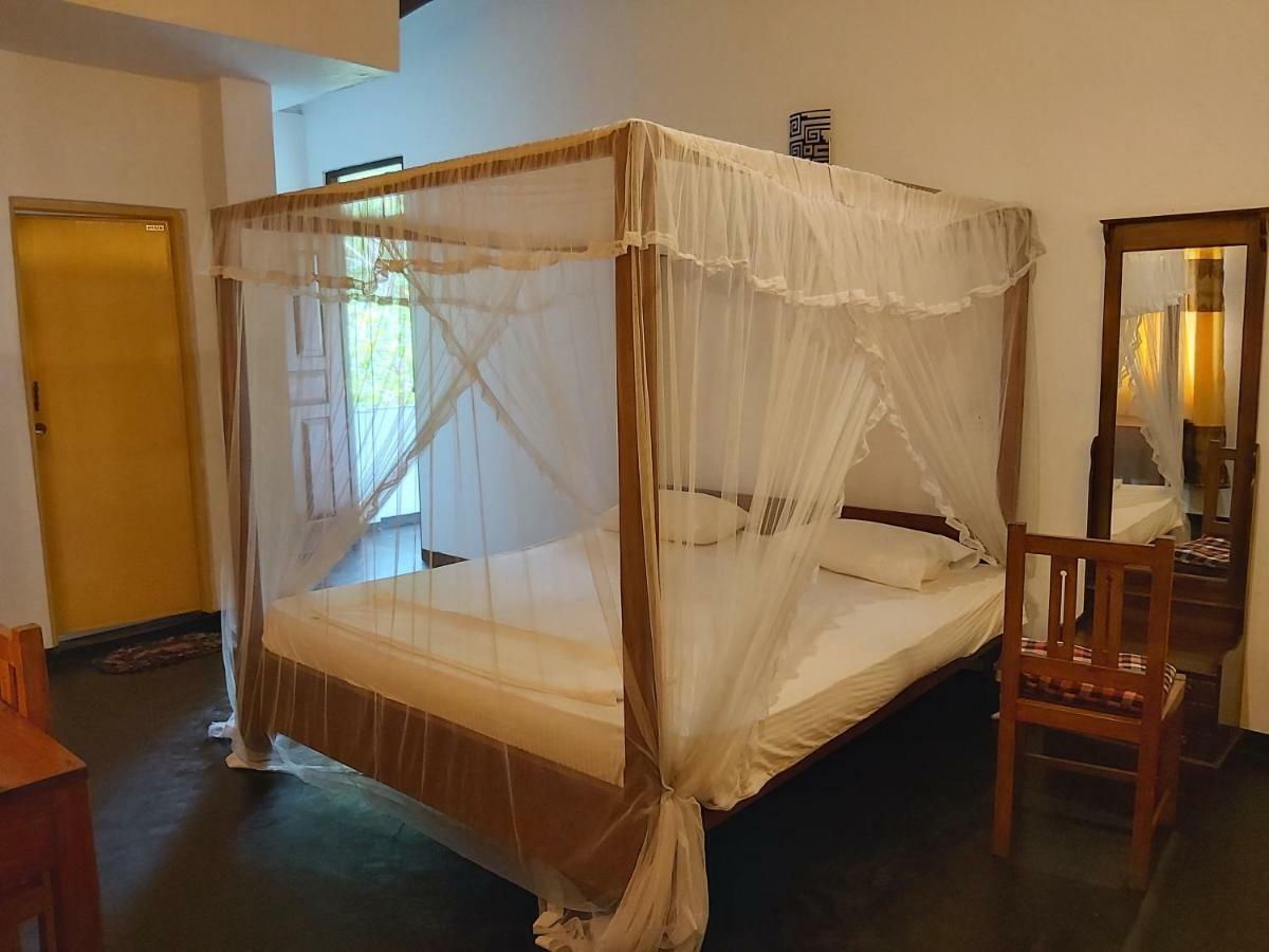 Sunstyle Mirissa Guest House Esterno foto